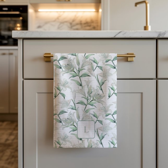 Vita tigerliljor med monogram  kökshandduk (White Tiger Lilies kitchen towel)
