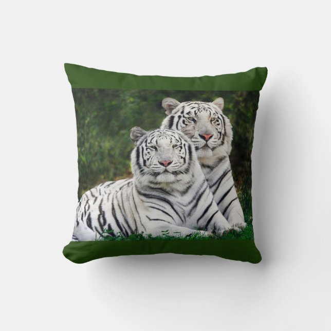 Vita Tigers Kudde (Framsida)