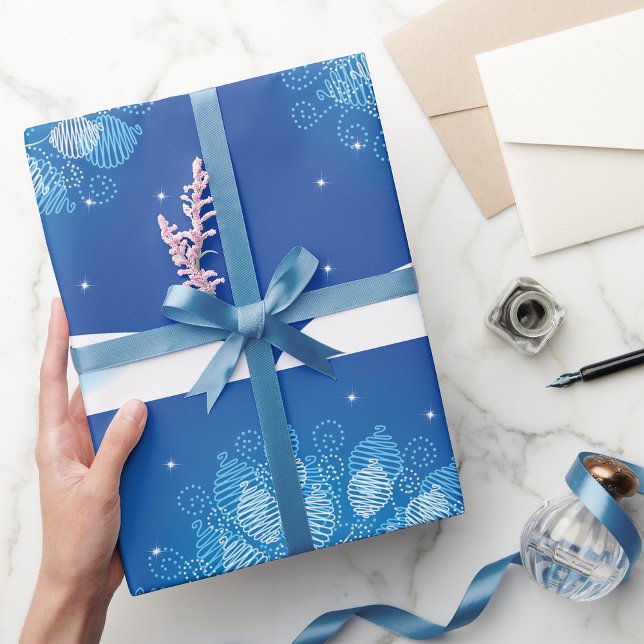 Vita Träd i Snö Presentpapper (Skapare uppladdad)