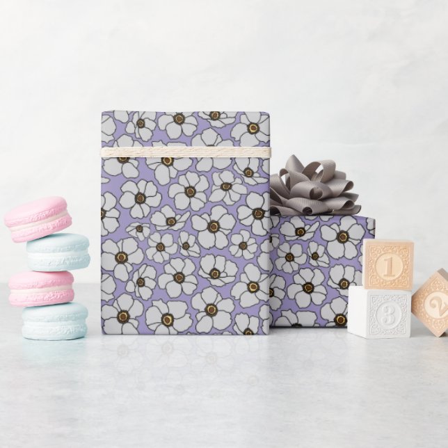 Vita vilda blommor på lavendel presentpapper (Baby Shower)