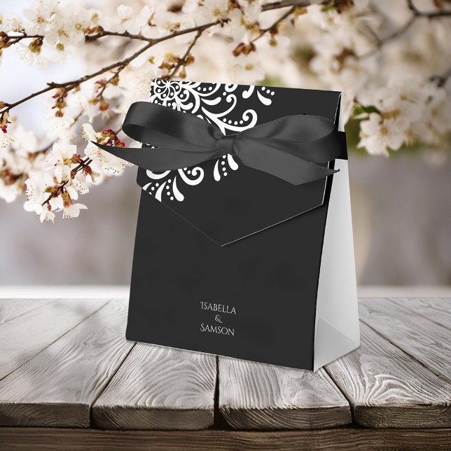 Vitaktig svart på svart, blommande Bröllop Presentaskar (Skapare uppladdad)