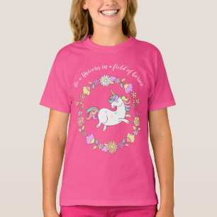 Vitaktig Unicorn i en andedräkt T Shirt