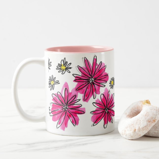 Vitblommor och viskblommor med Rosa Två-Tonad Mugg (Med munk)