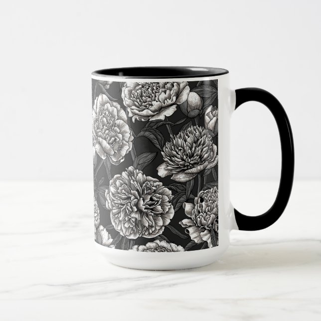 Vitblommor på mörk grått mugg (Höger)