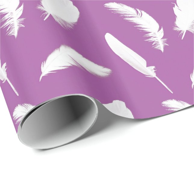 Vitfjädertryck på amethyst lilor presentpapper (Rullad Hörn)