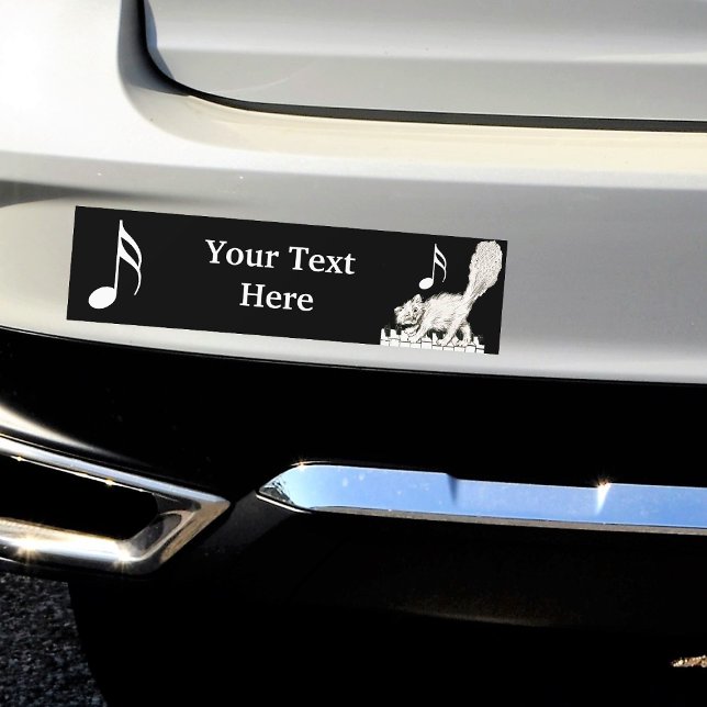 Vitkatt på Piano Nycklar Bildekal (White winking cat on piano keys with white music notes on black bumper sticker for your car.)