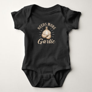 Vitlöksvampens roligt behöver mer vitlök t shirt