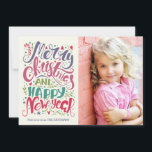 Vitmisk typografi Färgfull julfoto Julkort<br><div class="desc">Skicka semesterhälsningar i snyggt med dessa färgstarka fotokort,  med modern och roligt typografi!</div>