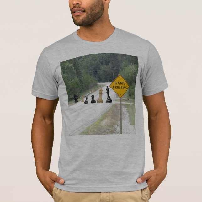 Vits för schackdelar modig korsning t shirt (Framsida)