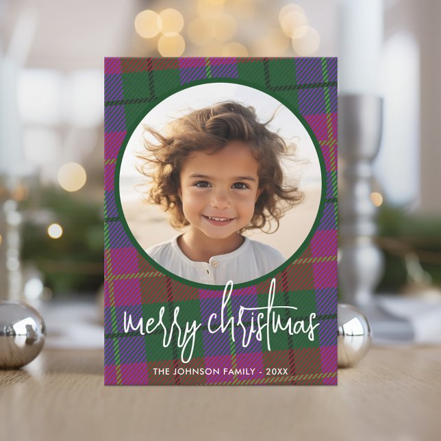 Vitsiskt julfoto - Kalligrafi och Play Julkort (Modern purple green plaid with a circle photo Christmas card.)