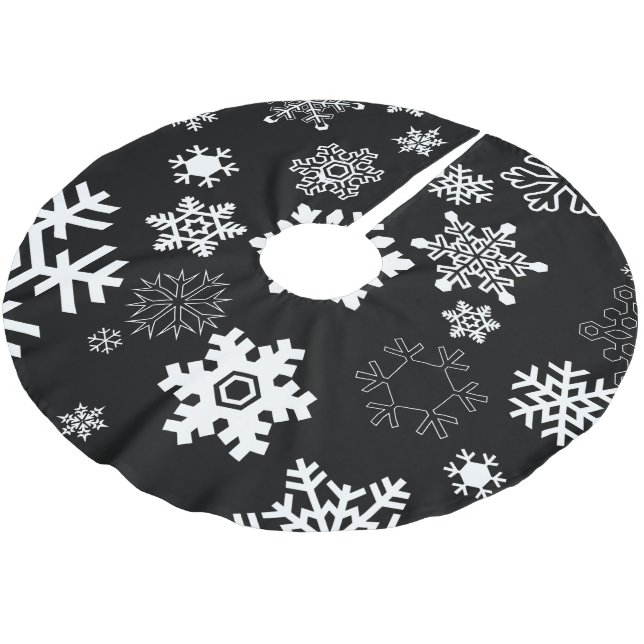 Vitsnöflingor - svart julgransmatta borstad polyester (Vinklad)