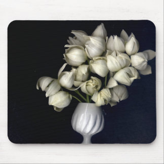 Vitt hjärta i svart musmatta