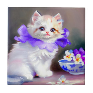 Vitt katt med Lila Flower Collar-färg Kakelplatta