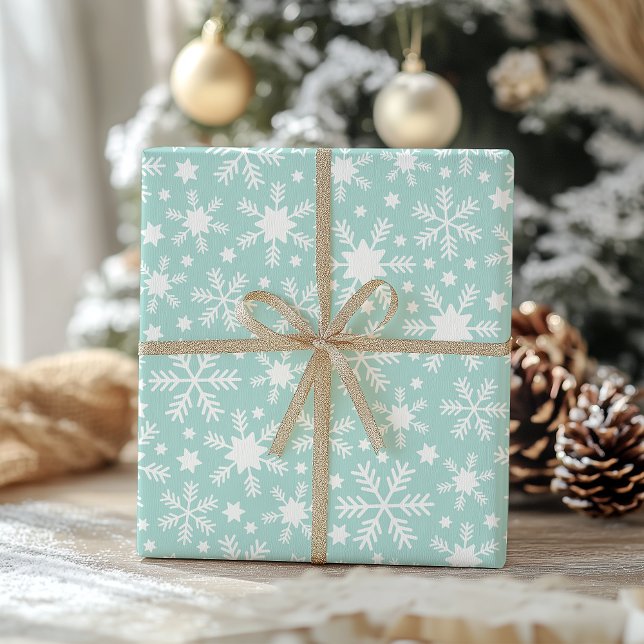 Vitt och blått snöflingspapper presentpapper (Skapare uppladdad)
