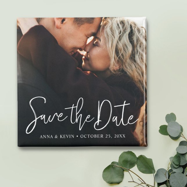 Vitt skript, foto Spara datum magneter (Skapare uppladdad)