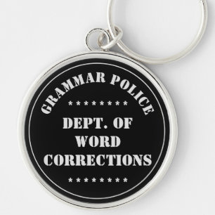 Vittext för Grammar Police Humor Rund Silverfärgad Nyckelring