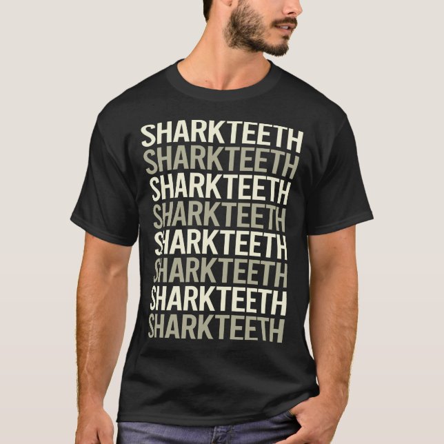 Vittext Shark Teeth T Shirt (Framsida)