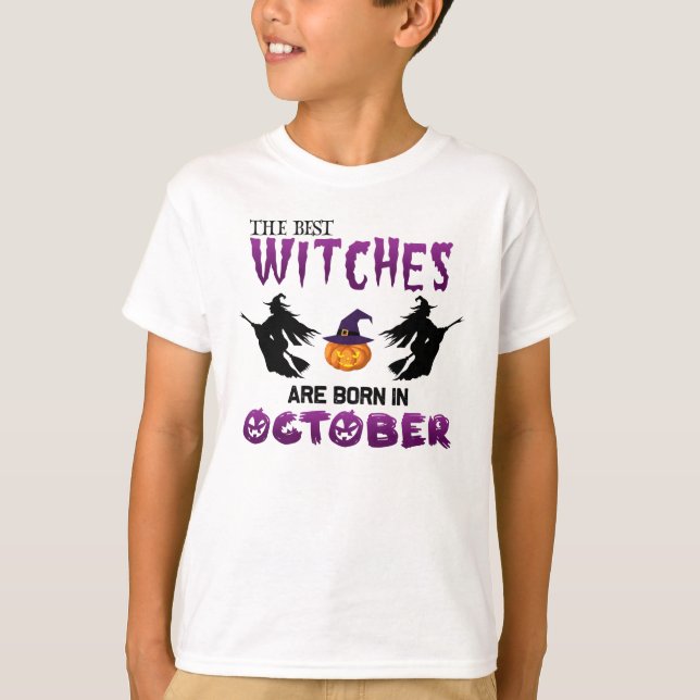 Vittnen födda i oktober, Halloween Witch Birthday T Shirt (Framsida)