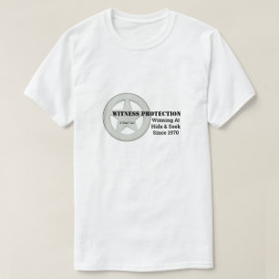 Vittnesskydd (bricka) - En MisterP-skiva T Shirt