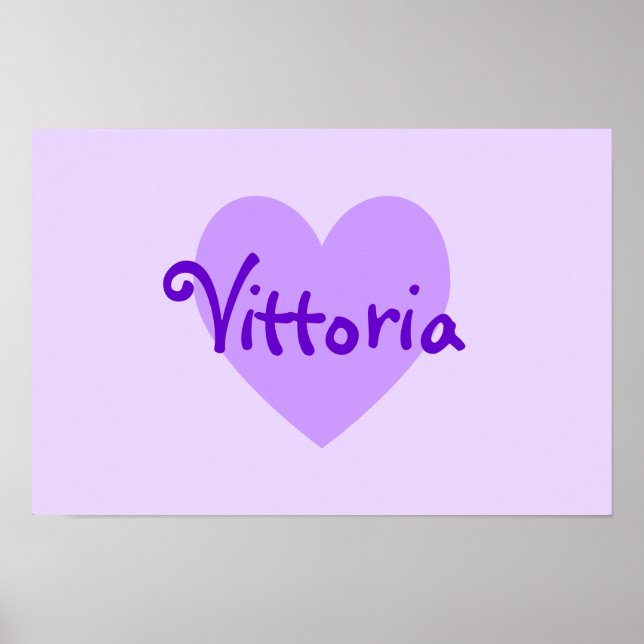 Vittoria i Lila Poster (Framsidan)