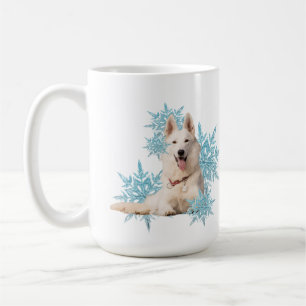 Vittysk shepherd-läggning i Snöflingor Kaffemugg
