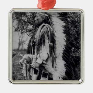 Vitvarg, en Comanchechef, c.1891-98 Julgransprydnad Metall