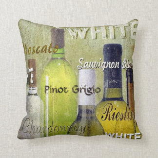 Vitvin kudder, tar copyrightt på Karen J Williams Kudde