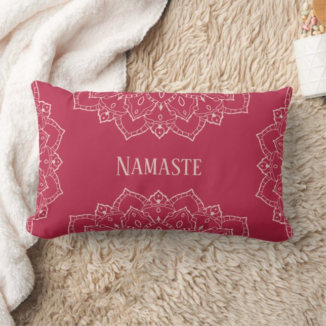 Viva Magenta & Blek Dogwood Mandala Lumbar Pillow Lumbarkudde (Filt)