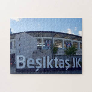 Vodafone Arena, hemstadion till Besikt som Pussel