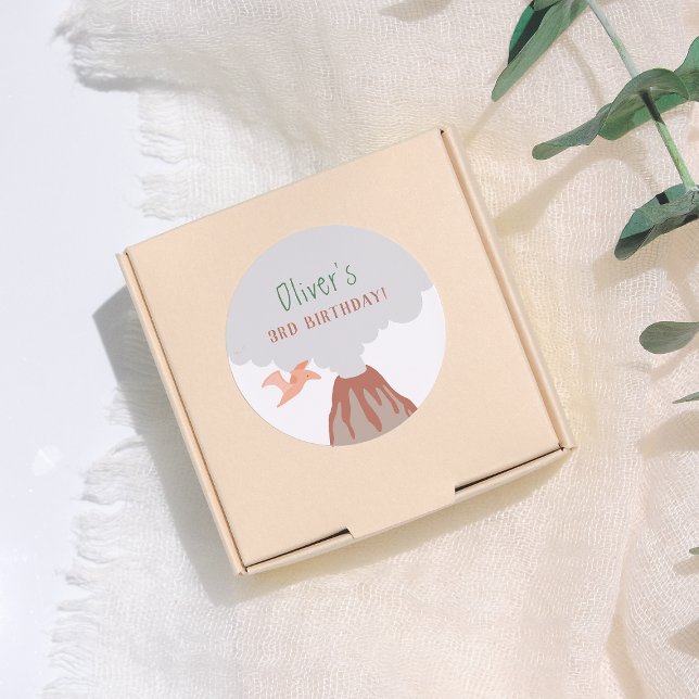 Volcano Dinosaur Boy Birthday Runt Klistermärke (Skapare uppladdad)