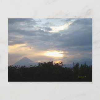 Volcanos vid Sunset Vykort