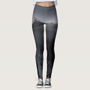 Volkaniskt solnedgång över majestiska bergtoppar leggings