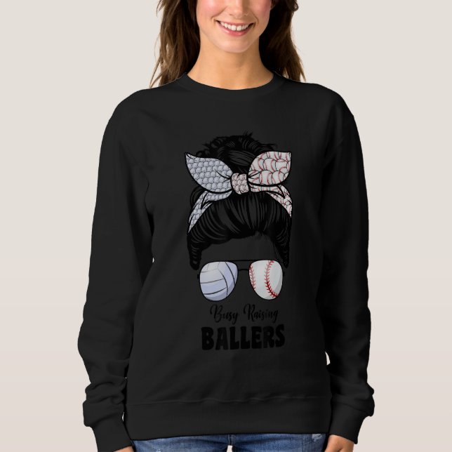 Volleyball And Baseball Mom For Women Messy Bun Ba T Shirt (Framsida)