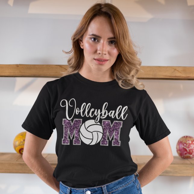 Volleyball Mom cute bright Purple text T Shirt (Skapare uppladdad)
