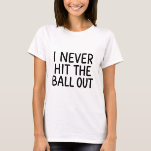Volleyboll Vit Lögn Aldrig Slår Ut T Shirt