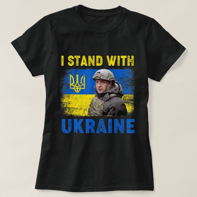 Volodymyr Zelensky I står på Ukrainas sida  T Shirt (Design framsida)