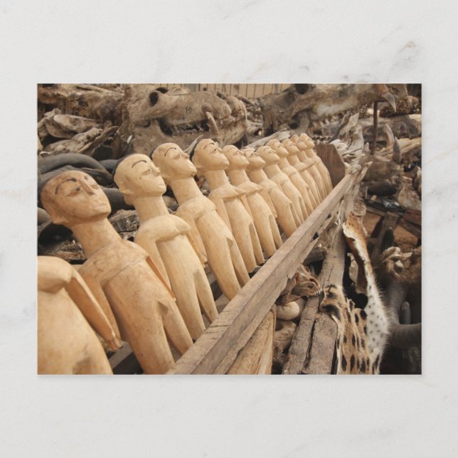 Voodoo Puppen am Fetisch Markt, Westafrika Vykort (Framsida)