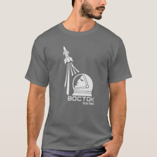 Vostok bemannar först i utrymmemörk t shirt