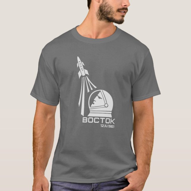 Vostok bemannar först i utrymmemörk t shirt (Framsida)