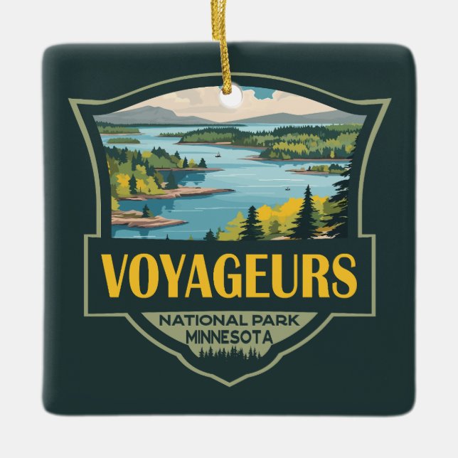 Voyageurs nationalpark Illustration Retro Badge Julgransprydnad Keramik (Framsida)