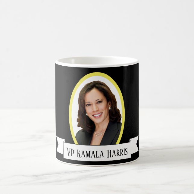 VP Kamala Harris Portait Kaffemugg (Center)