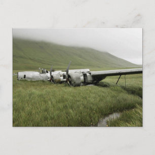 Vrak av Världskrig II-flygplan på Atka Island. Vykort