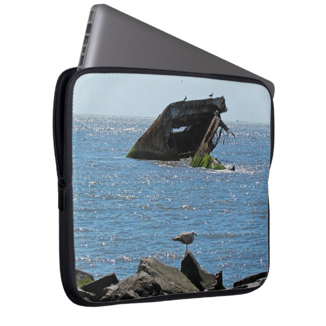 Vraket Laptop Fodral (Framsidan Höger)