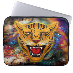 Vrålande Tigernebulosan Laptop Fodral