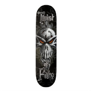 Vridning av ödedöskalle skateboard