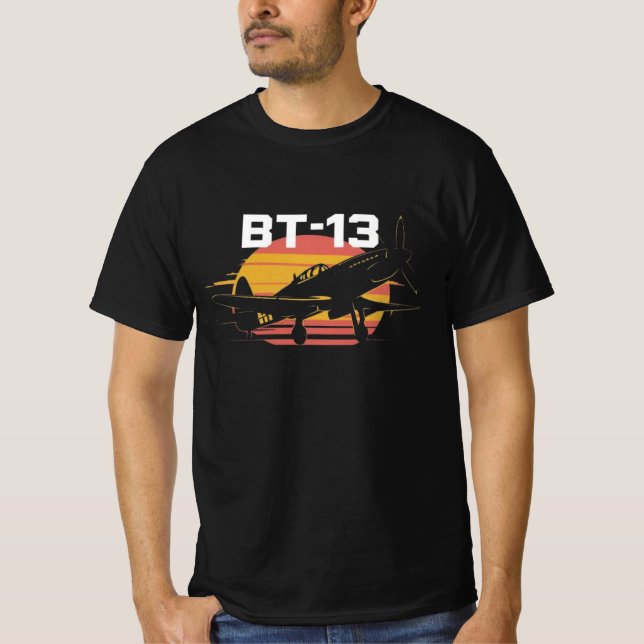 Vultee BT-13 Valiant T Shirt (Framsida)