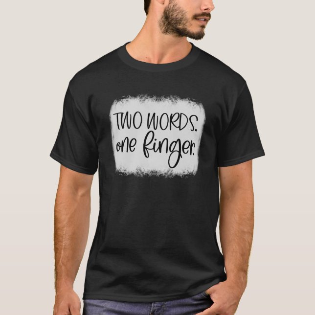 VUXEN HUMOR 2 ORD 1 FINGER T SHIRT (Framsida)
