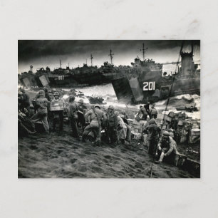 VWII Marines avlastning Leveranser på Iwo Jima Vykort