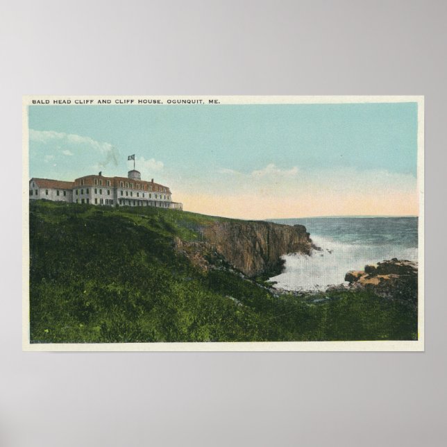 Vy över Bald Head Cliff & Exterior of Cliff Hous Poster (Framsidan)