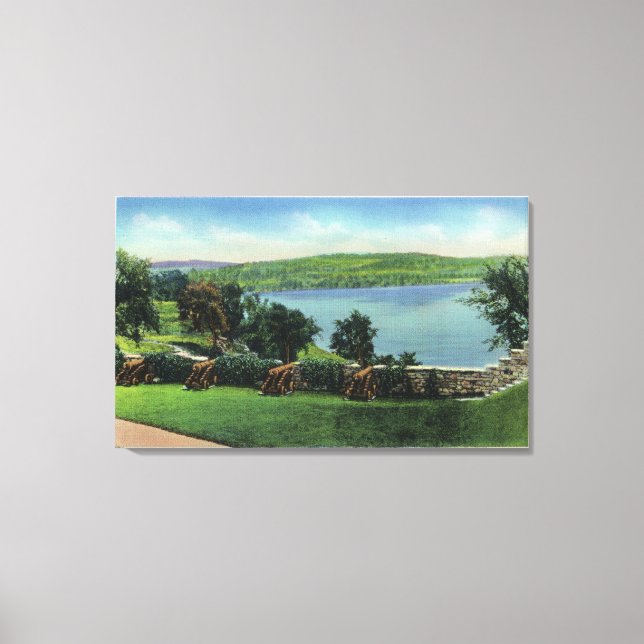 Vy över Cannons och muren Canvastryck (Framsida)